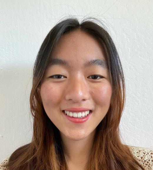 Photo of Amanda Li.